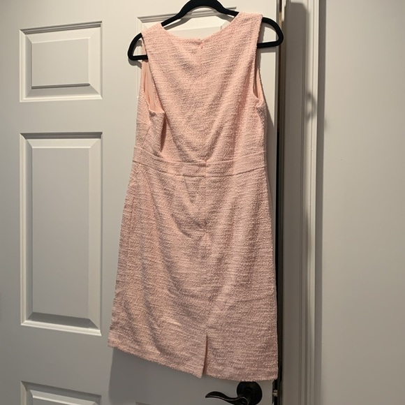 NWT Nicole Miller Pink Bouclé Looks Expensive Lined Sheath Knee Length Dress 10 - Picture 9 of 15